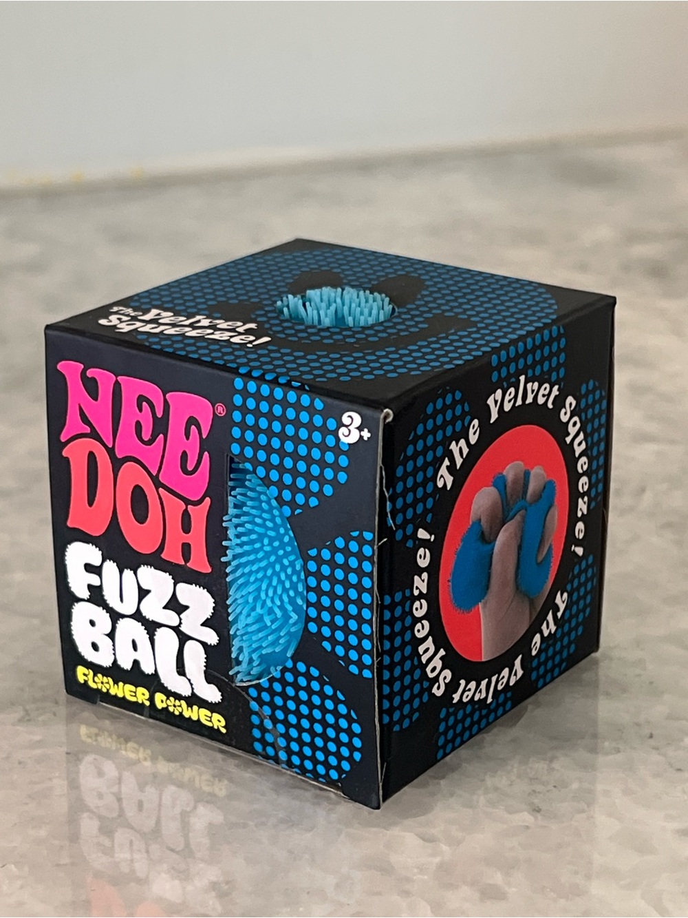 NeeDoh Fuzz Ball Flower Power - Blue